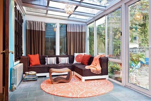 歐爲門窗告訴你陽光房都存在哪些優缺點呢？